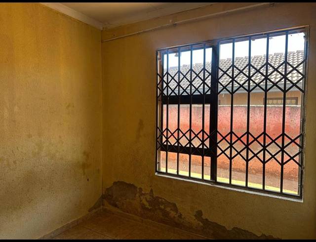 3 BEDROOM PROPERTY TO RENT IN PROTEA GLEN EXT